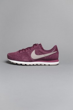 NIKE AIR PEGASUS 83 BERENJENA 